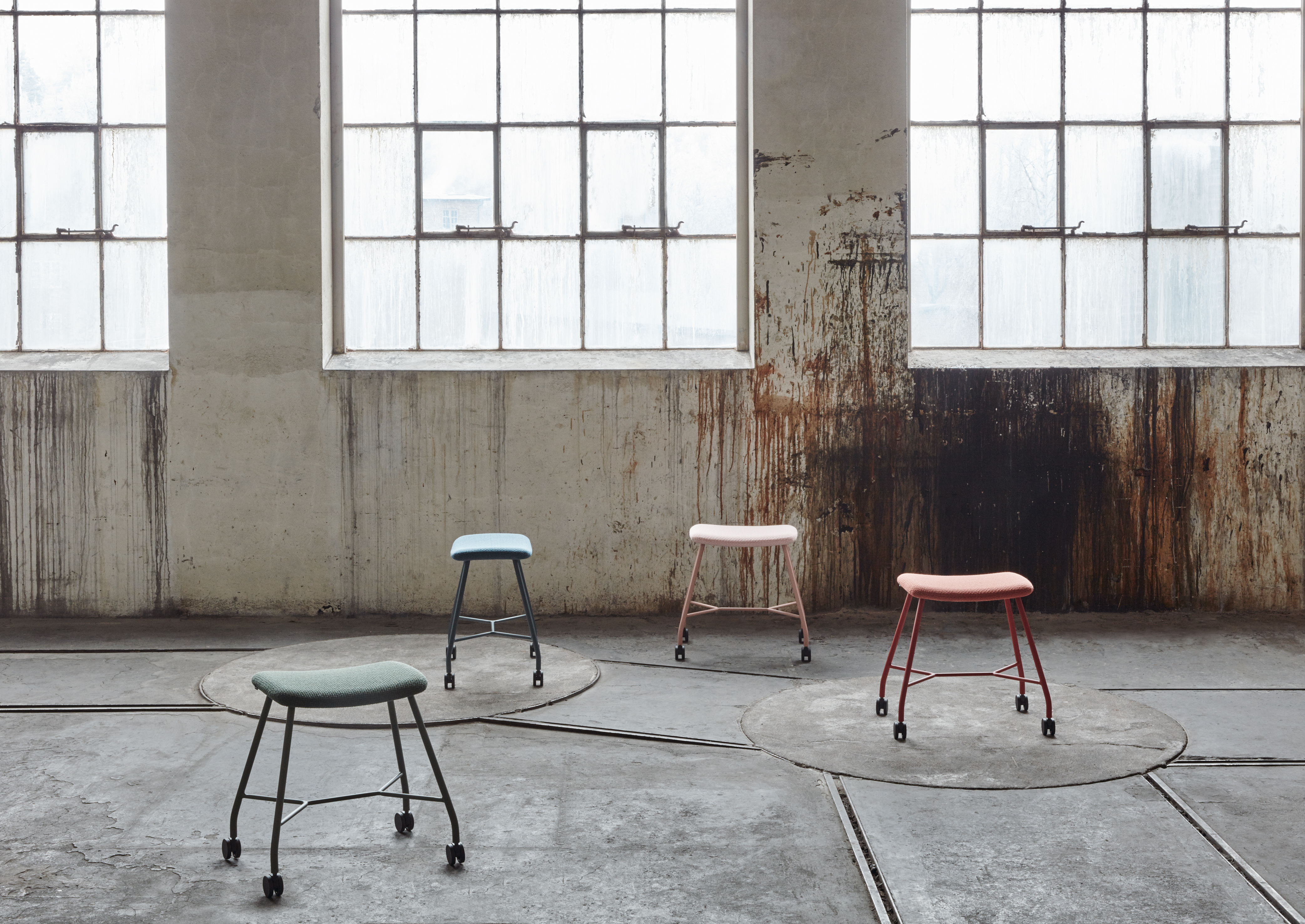MATERIA Motus stool interior 4.jpg